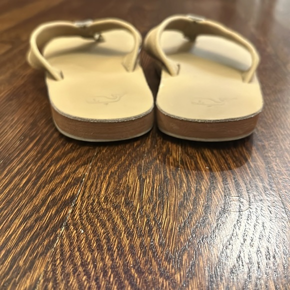 Vineyard Vines Men's Contoured Leather  Flip Flops - Picture 5 of 8